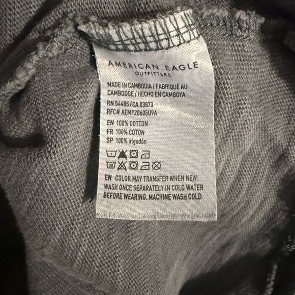 American Eagle Charcoal Knit Crop - Picture 5 of 5